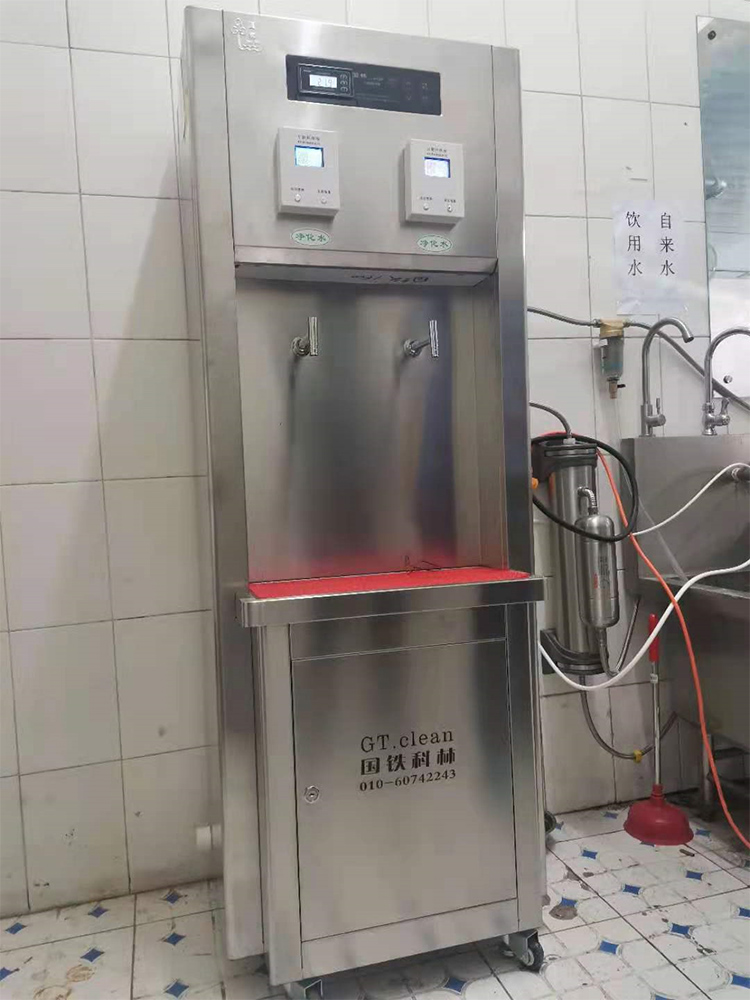 中國(guó)政法大學(xué)為師生解決飲水問題，毫不遲疑選擇了國(guó)林校園開水器