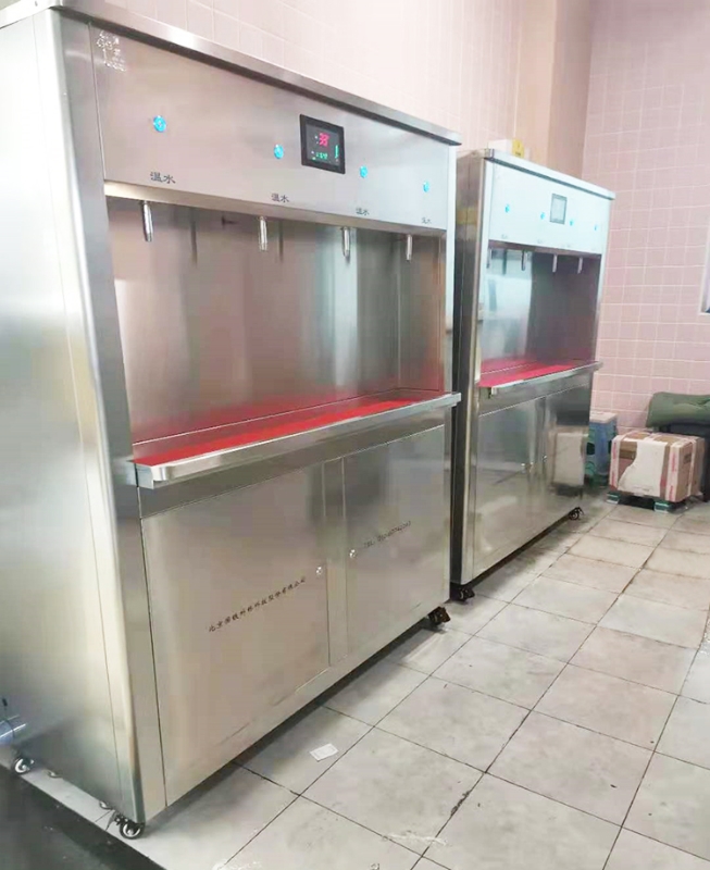 信任:讓人大附中北京經(jīng)濟(jì)技術(shù)開(kāi)發(fā)區(qū)學(xué)校選擇國(guó)林校園直飲水機(jī) 信任:讓人大附中北京經(jīng)濟(jì)技術(shù)開(kāi)發(fā)區(qū)學(xué)校選擇國(guó)林校園直飲水機(jī)